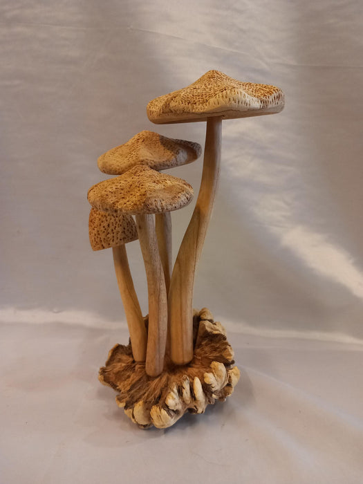 Pilz Skulptur groß