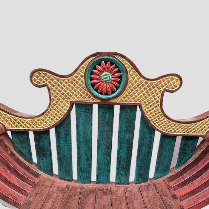 Balinesischer Hocker mit Arm- und Rückenlehne