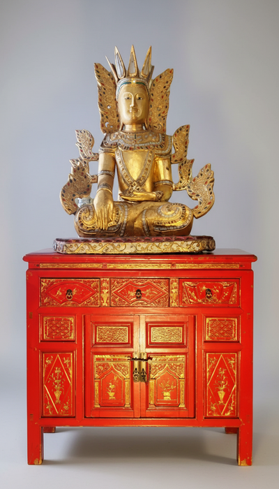 Chinesische Kommode in rot