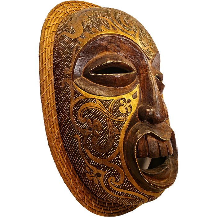 Ca. 40 Jahre alte indonesische Maske