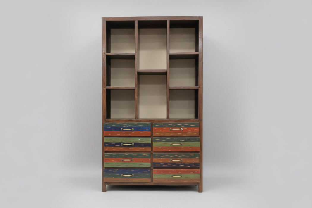 Regal aus recyclten Teakholz