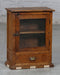 Kleiner Vitrinenschrank mit Schublade