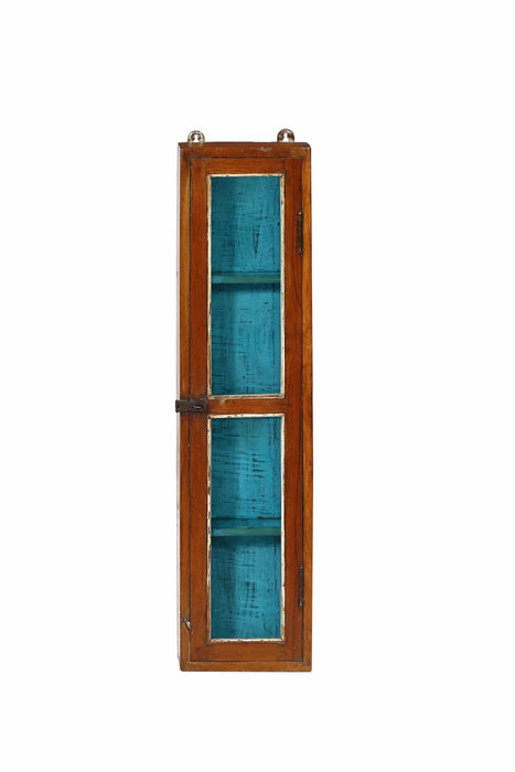 Schmalle Wandvitrine mit 4 Fächern und blau bemaltem Innenleben