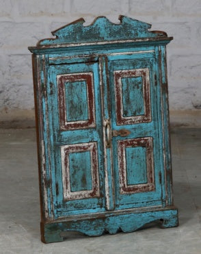 Wandschrank blau mit Aufsatz